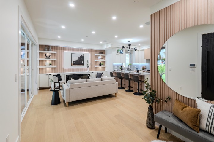 Photo 3 at 1 - 3576 E Pender Street, Renfrew VE, Vancouver East