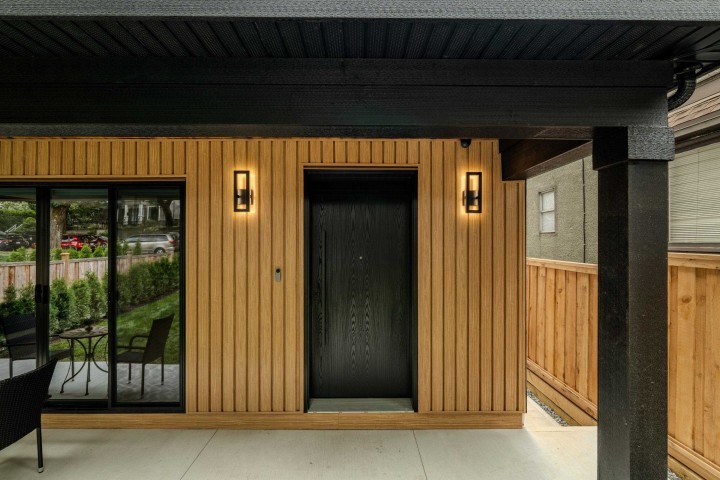 Photo 33 at 1 - 3576 E Pender Street, Renfrew VE, Vancouver East