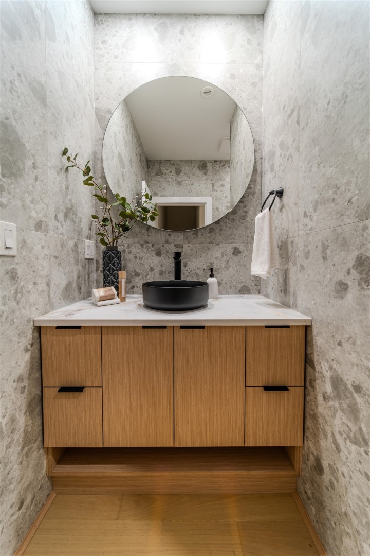 Photo 18 at 1 - 3576 E Pender Street, Renfrew VE, Vancouver East