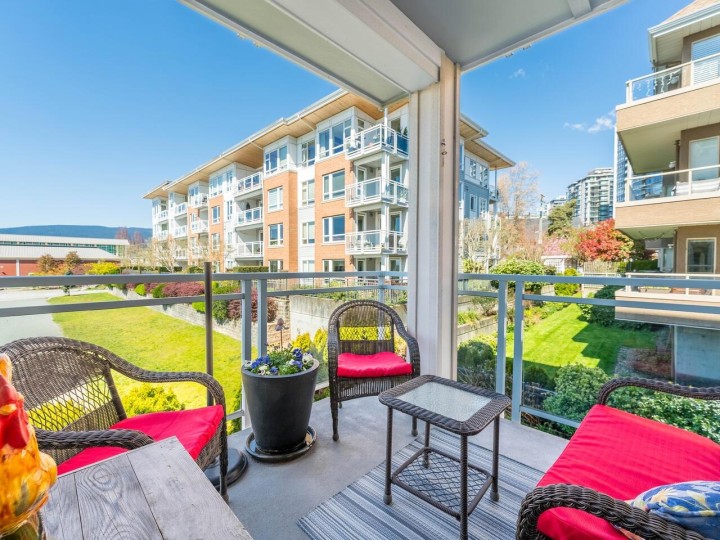 Photo 20 at 203 - 717 Chesterfield Avenue, Central Lonsdale, North Vancouver