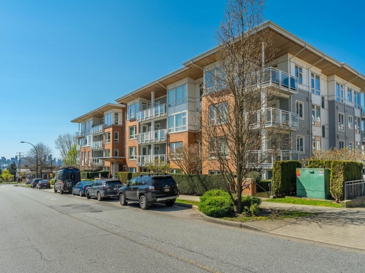 Photo 24 at 203 - 717 Chesterfield Avenue, Central Lonsdale, North Vancouver