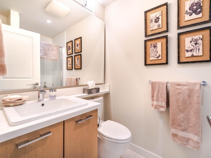 Photo 18 at 203 - 717 Chesterfield Avenue, Central Lonsdale, North Vancouver