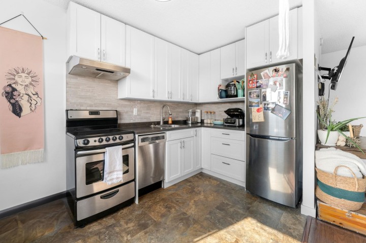 Photo 9 at 706 - 145 St. Georges Avenue, Lower Lonsdale, North Vancouver