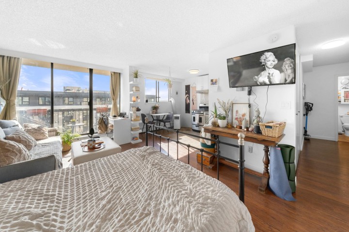 Photo 15 at 706 - 145 St. Georges Avenue, Lower Lonsdale, North Vancouver