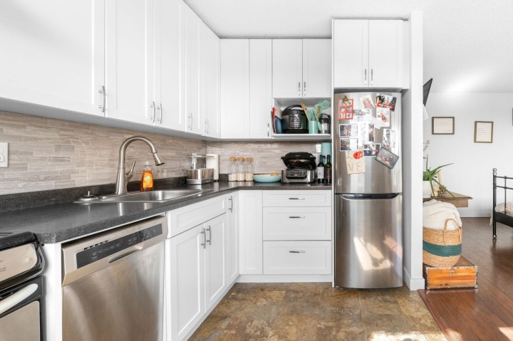 Photo 11 at 706 - 145 St. Georges Avenue, Lower Lonsdale, North Vancouver