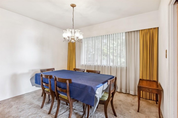 Photo 14 at 2575 Queens Avenue, Queens, West Vancouver