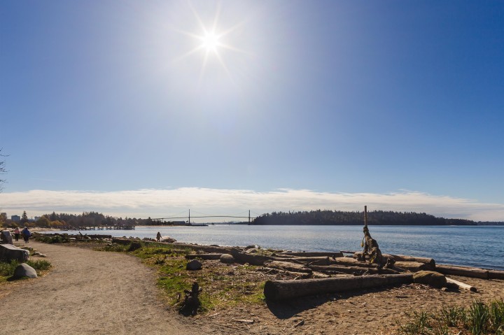 Photo 3 at 208 - 2119 Bellevue Avenue, Dundarave, West Vancouver