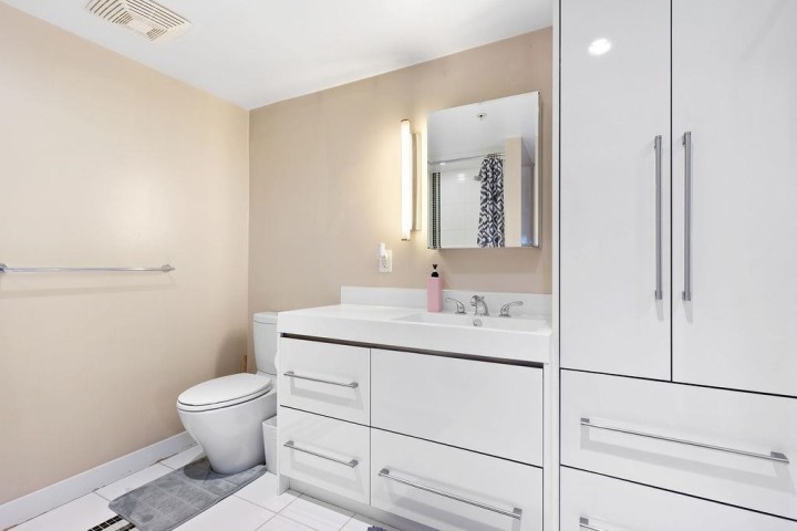 Photo 17 at 406 - 718 Main Street, Strathcona, Vancouver East