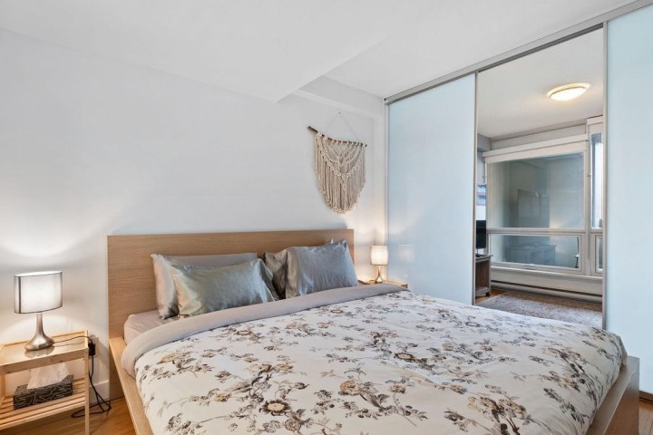 Photo 12 at 406 - 718 Main Street, Strathcona, Vancouver East