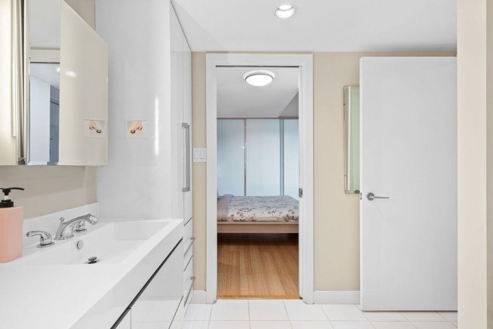 Photo 18 at 406 - 718 Main Street, Strathcona, Vancouver East