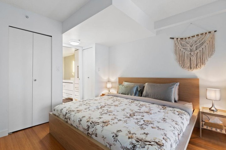 Photo 11 at 406 - 718 Main Street, Strathcona, Vancouver East