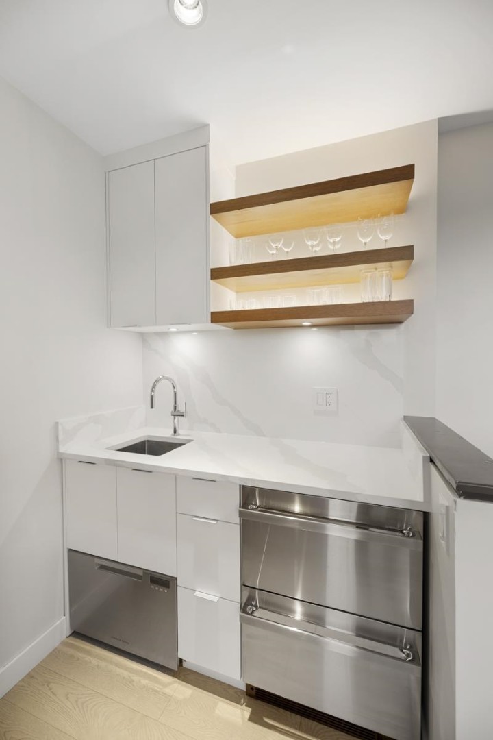 Photo 17 at 211 - 1961 Collingwood Street, Kitsilano, Vancouver West