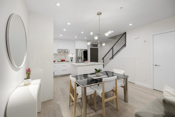 Photo 7 at 211 - 1961 Collingwood Street, Kitsilano, Vancouver West