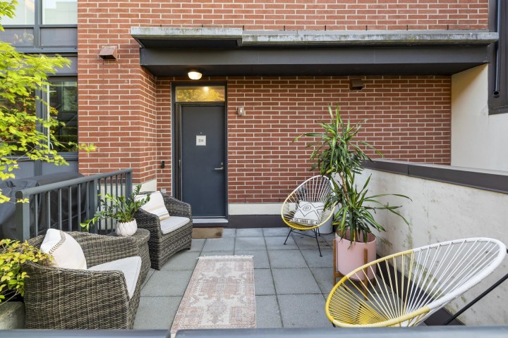 Photo 32 at 211 - 1961 Collingwood Street, Kitsilano, Vancouver West