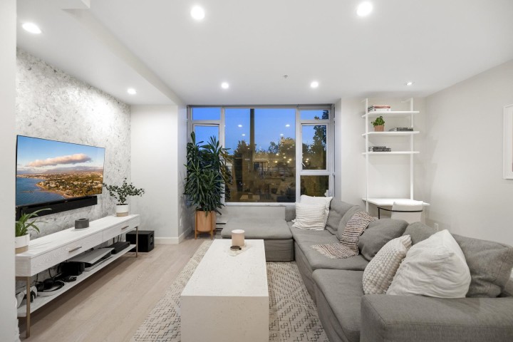 Photo 10 at 211 - 1961 Collingwood Street, Kitsilano, Vancouver West