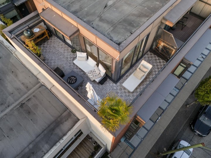 Photo 37 at 211 - 1961 Collingwood Street, Kitsilano, Vancouver West