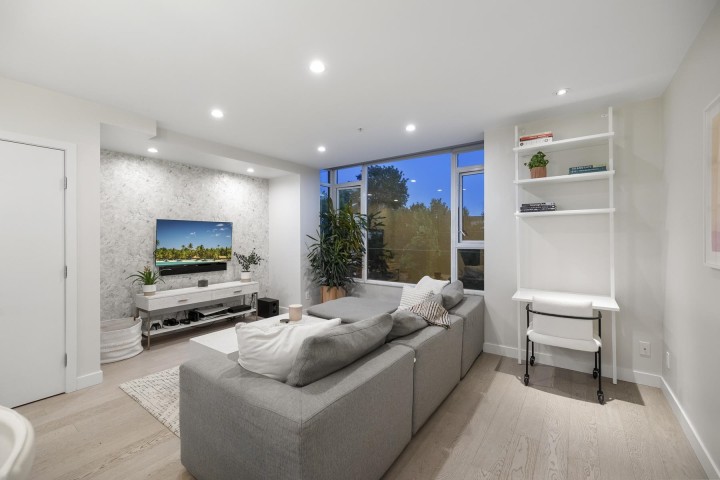 Photo 11 at 211 - 1961 Collingwood Street, Kitsilano, Vancouver West