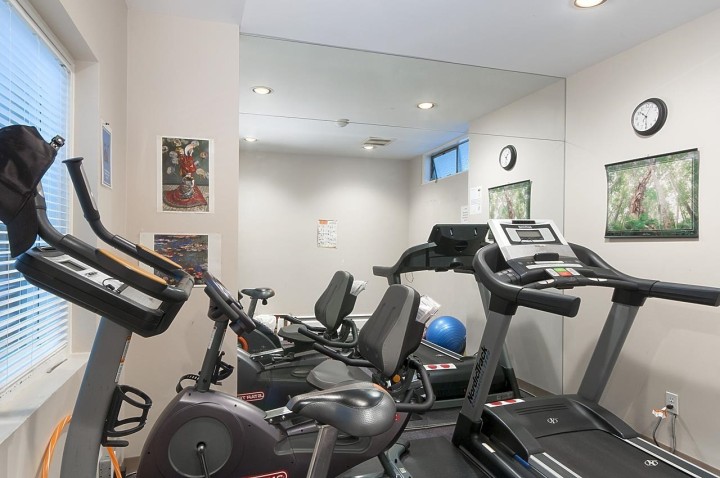 Photo 26 at 606 - 1425 Esquimalt Avenue, Ambleside, West Vancouver