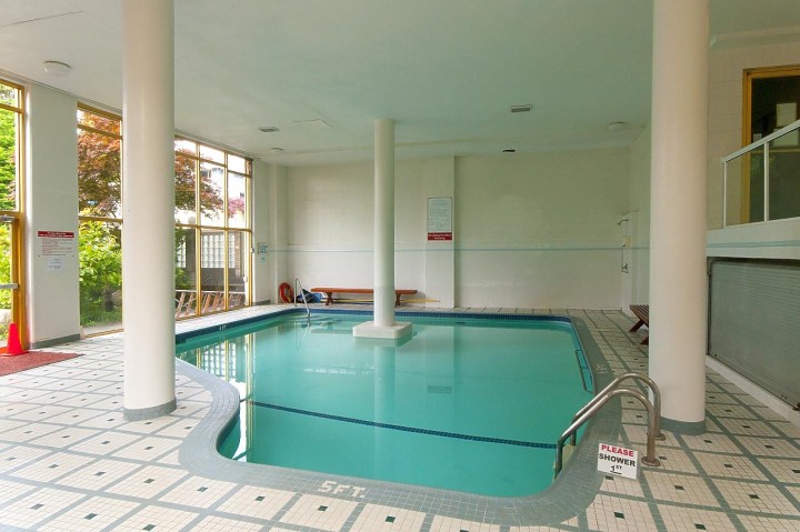 Photo 20 at 606 - 1425 Esquimalt Avenue, Ambleside, West Vancouver