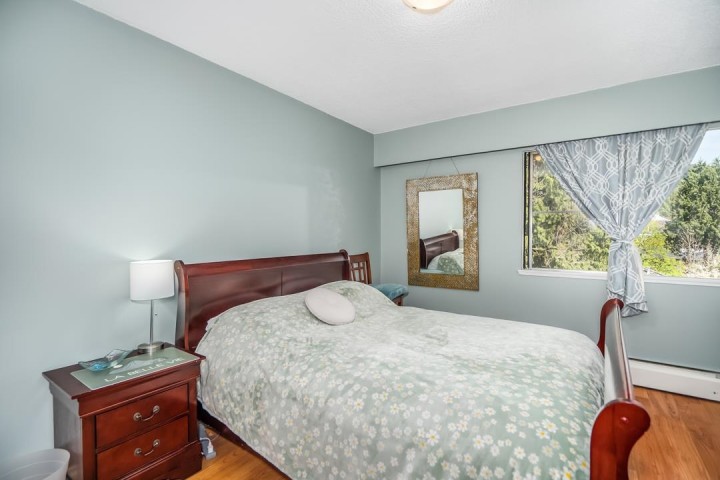 Photo 10 at 606 - 1425 Esquimalt Avenue, Ambleside, West Vancouver