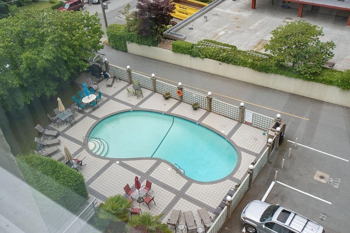 Photo 19 at 606 - 1425 Esquimalt Avenue, Ambleside, West Vancouver