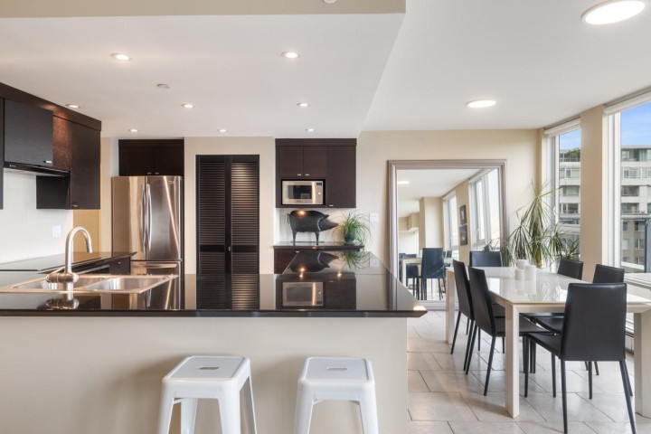 Photo 7 at 805 - 1383 Marinaside Crescent, Yaletown, Vancouver West