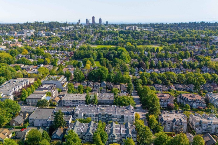 Photo 38 at 305 - 789 W 16 Avenue, Fairview VW, Vancouver West