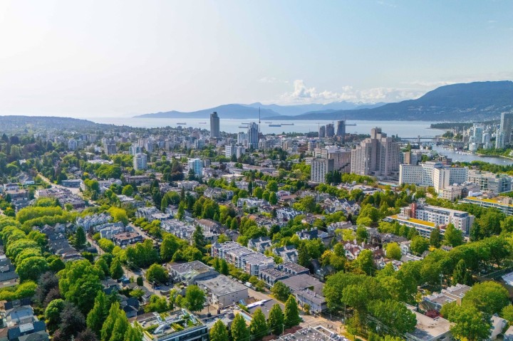 Photo 31 at 305 - 789 W 16 Avenue, Fairview VW, Vancouver West