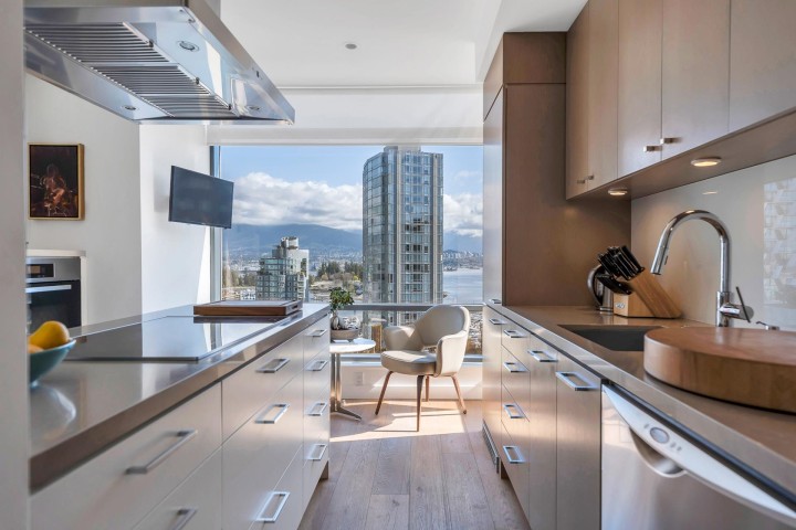 Photo 12 at 11A - 1500 Alberni Street, West End VW, Vancouver West