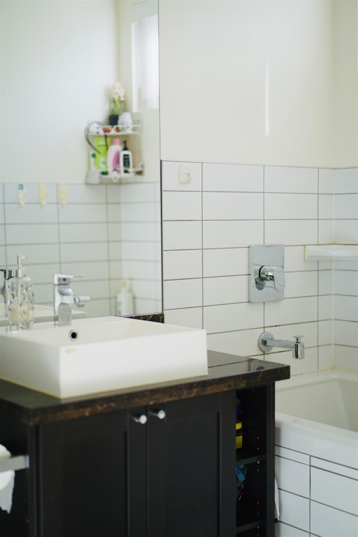 Photo 11 at 4886 Eldorado Mews, Collingwood VE, Vancouver East