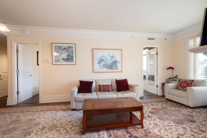 Photo 5 at 300 - 533 Waters Edge Crescent, Park Royal, West Vancouver