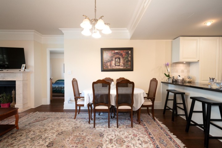 Photo 9 at 300 - 533 Waters Edge Crescent, Park Royal, West Vancouver