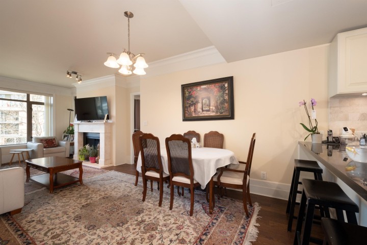 Photo 8 at 300 - 533 Waters Edge Crescent, Park Royal, West Vancouver