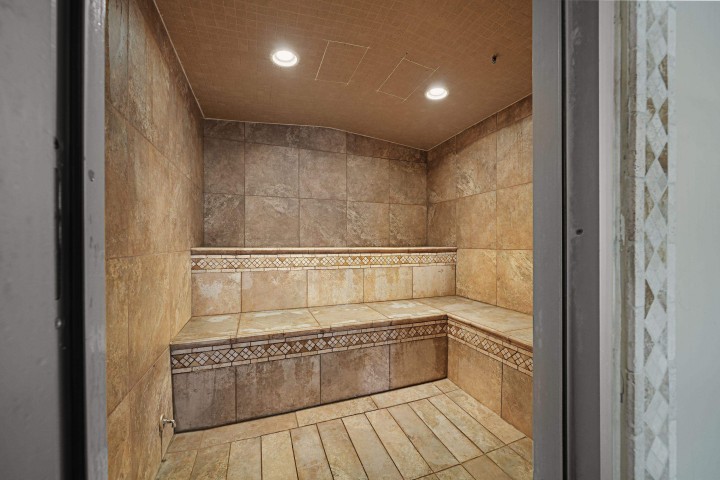 Photo 27 at 102 - 1488 Hornby Street, Yaletown, Vancouver West