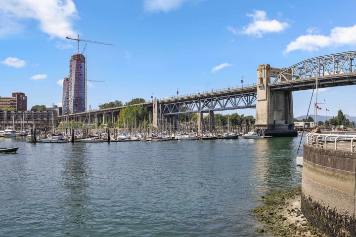 Photo 33 at 102 - 1488 Hornby Street, Yaletown, Vancouver West