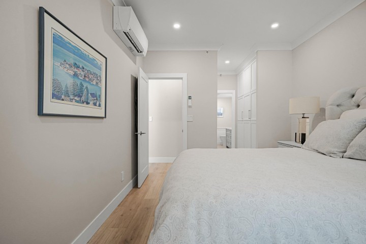 Photo 15 at 102 - 1488 Hornby Street, Yaletown, Vancouver West