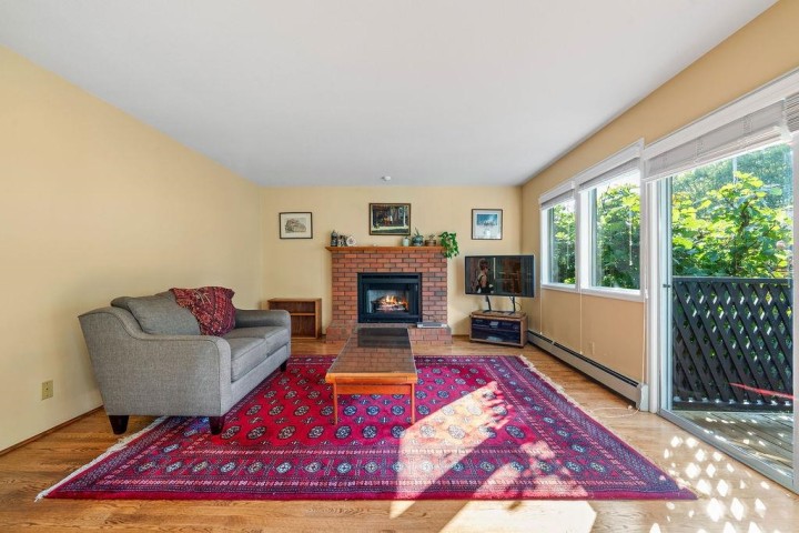 Photo 2 at 3126 W 35th Avenue, MacKenzie Heights, Vancouver West