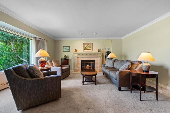 Photo 14 at 3126 W 35th Avenue, MacKenzie Heights, Vancouver West