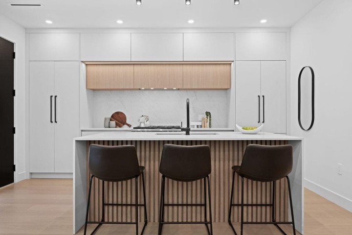 Photo 6 at 1 - 3880 W 23rd Avenue, Dunbar, Vancouver West