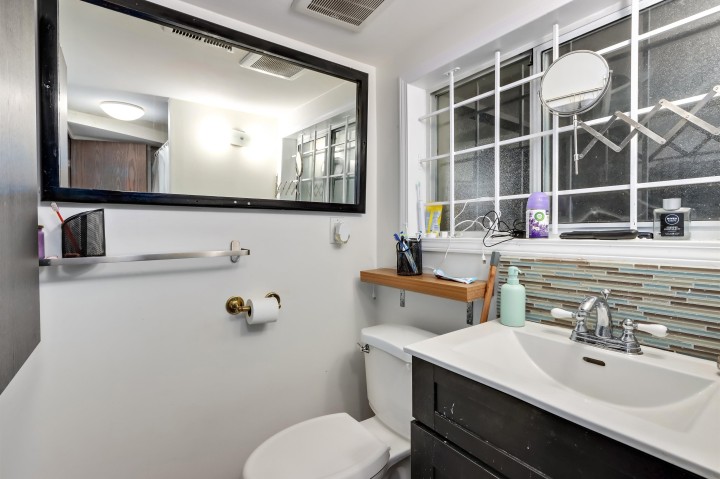 Photo 26 at 165 E 55th Avenue, South Vancouver, Vancouver East