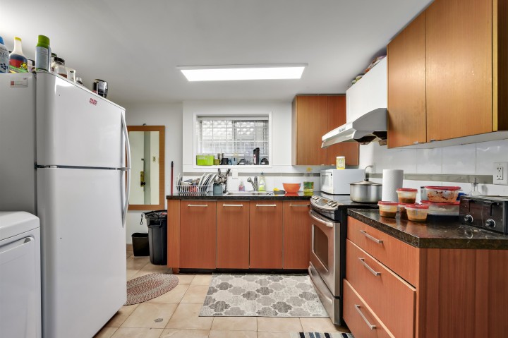 Photo 22 at 165 E 55th Avenue, South Vancouver, Vancouver East