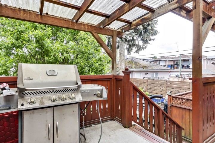 Photo 19 at 165 E 55th Avenue, South Vancouver, Vancouver East