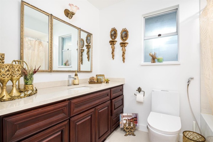 Photo 12 at 6780 Marine Drive, Whytecliff, West Vancouver