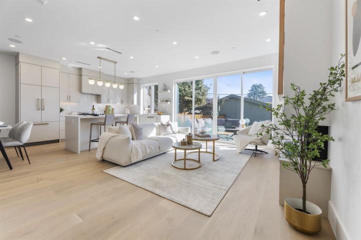 Photo 2 at 2 - 2138 W 48th Avenue, Kerrisdale, Vancouver West