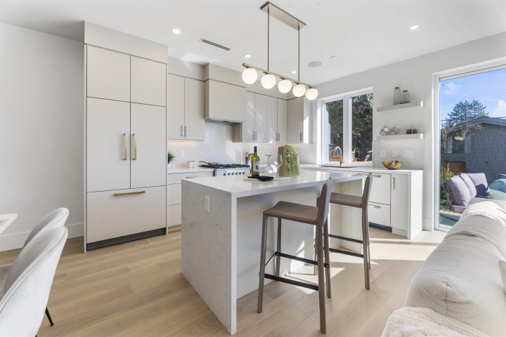 Photo 3 at 2 - 2138 W 48th Avenue, Kerrisdale, Vancouver West