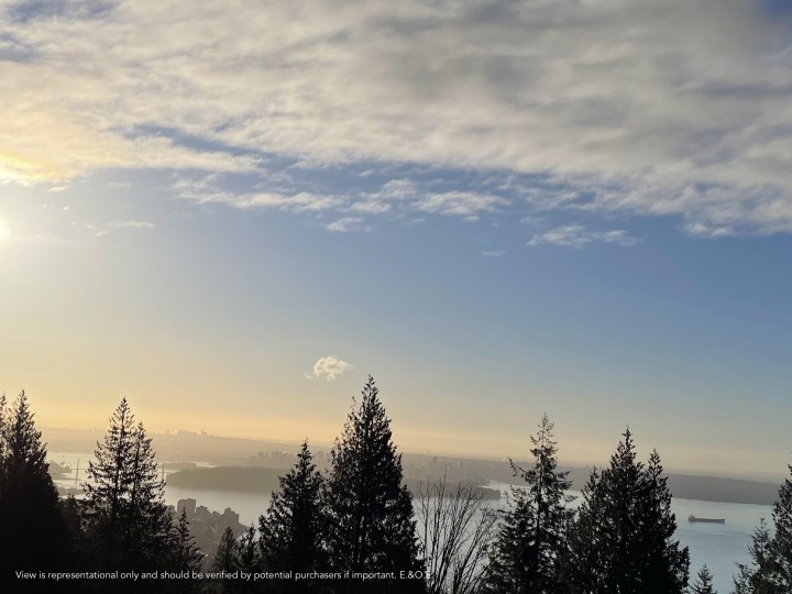 Photo 12 at SL10 - 3299 Chippendale Road, Cypress Park Estates, West Vancouver