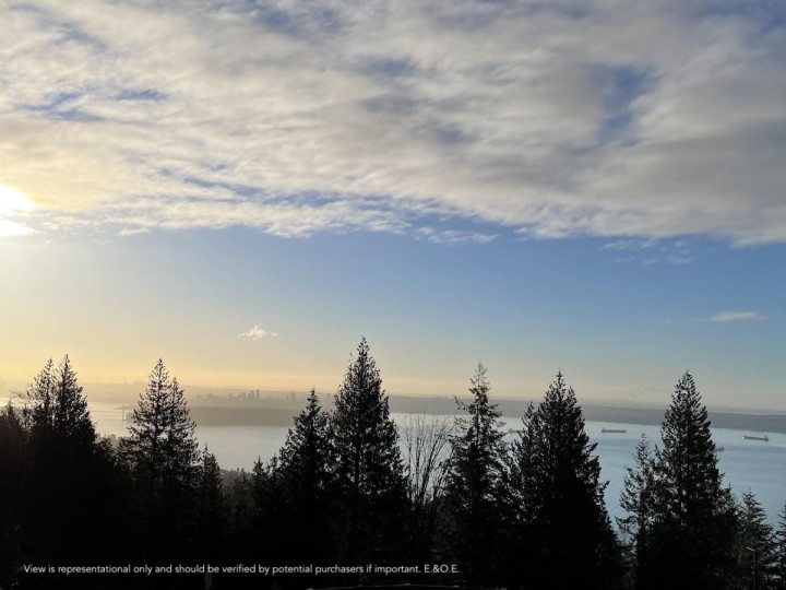 Photo 11 at SL10 - 3299 Chippendale Road, Cypress Park Estates, West Vancouver