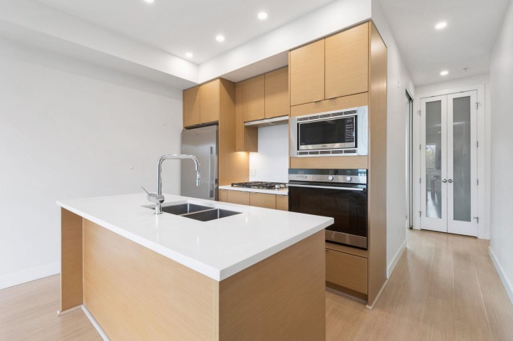 Photo 7 at 309 - 2528 Collingwood Street, Kitsilano, Vancouver West