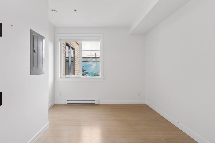 Photo 18 at 309 - 2528 Collingwood Street, Kitsilano, Vancouver West