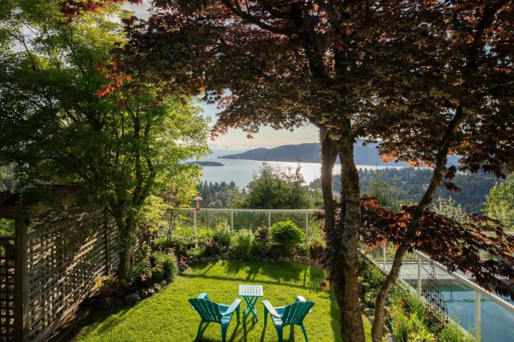 Photo 4 at 4729 Woodburn Road, Cypress Park Estates, West Vancouver